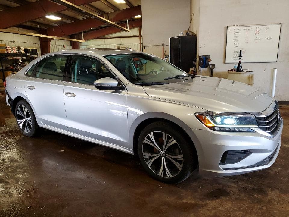 2021 VOLKSWAGEN PASSAT SE 4