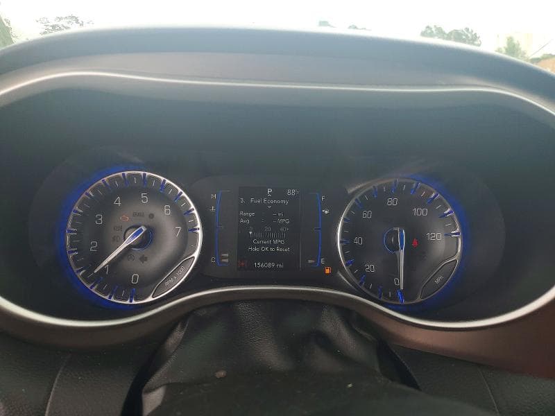 2020 CHRYSLER VOYAGER LXI 9