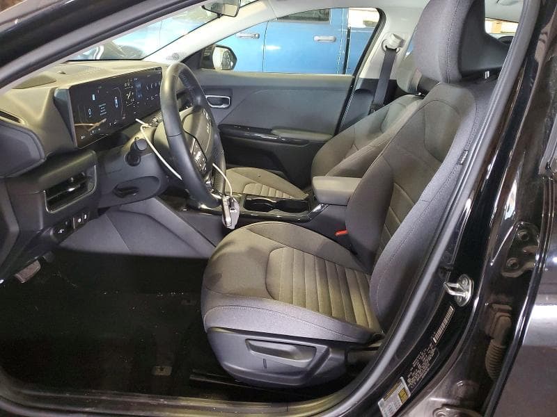 2025 KIA K4 EX 7