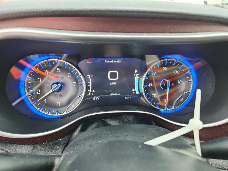 2020 CHRYSLER PACIFICA LIMITED 9