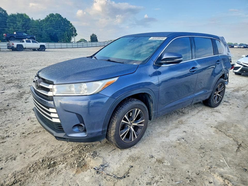 2017 TOYOTA HIGHLANDER LE - 1