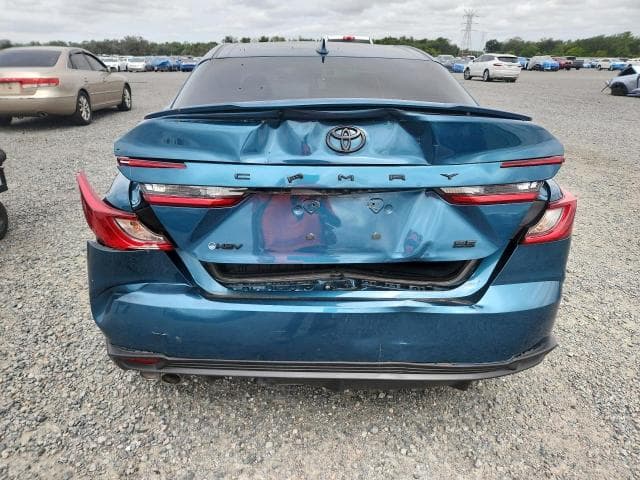 2025 TOYOTA CAMRY SE 6