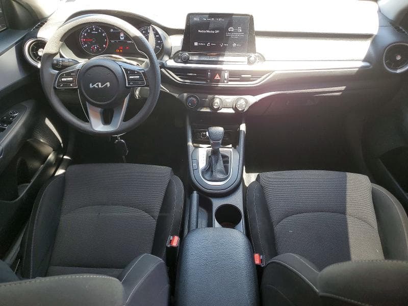 2022 KIA FORTE LXS 8