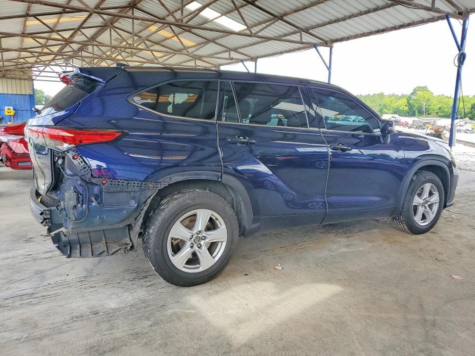 2022 TOYOTA HIGHLANDER LE 3