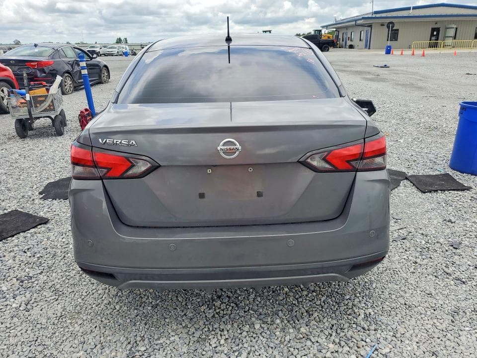 2020 NISSAN VERSA S 6