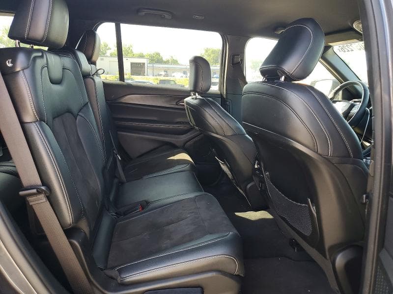 2023 JEEP GRAND CHEROKEE L LAREDO 11