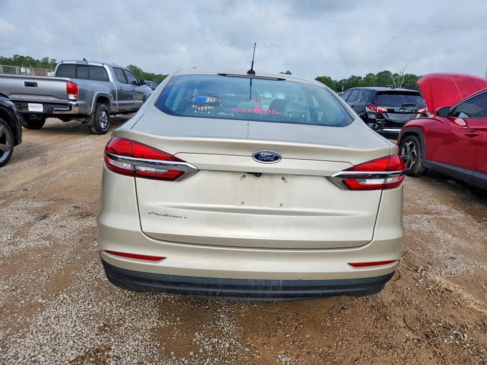2019 FORD FUSION S 6
