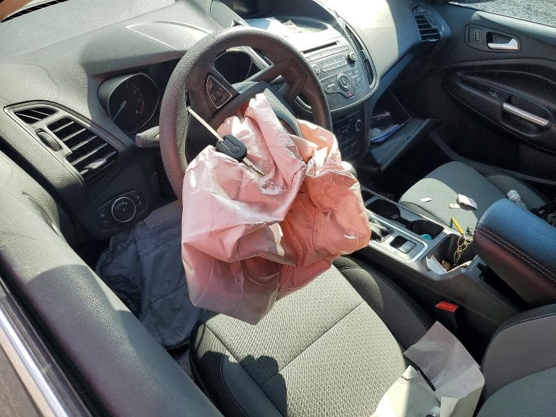 2017 FORD ESCAPE SE 8
