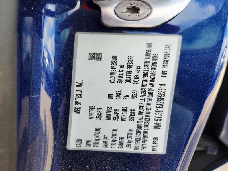 2025 TESLA MODEL 3 12