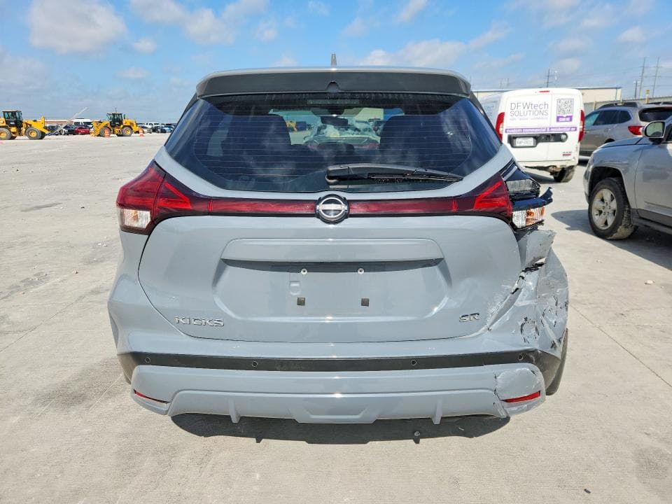 2024 NISSAN KICKS SR 6