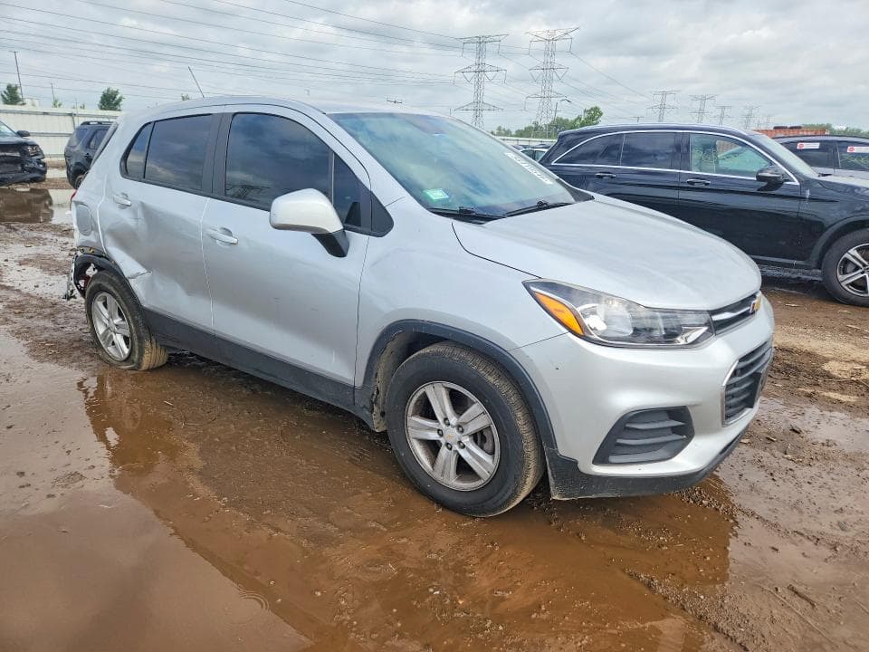 2021 CHEVROLET TRAX LS 4