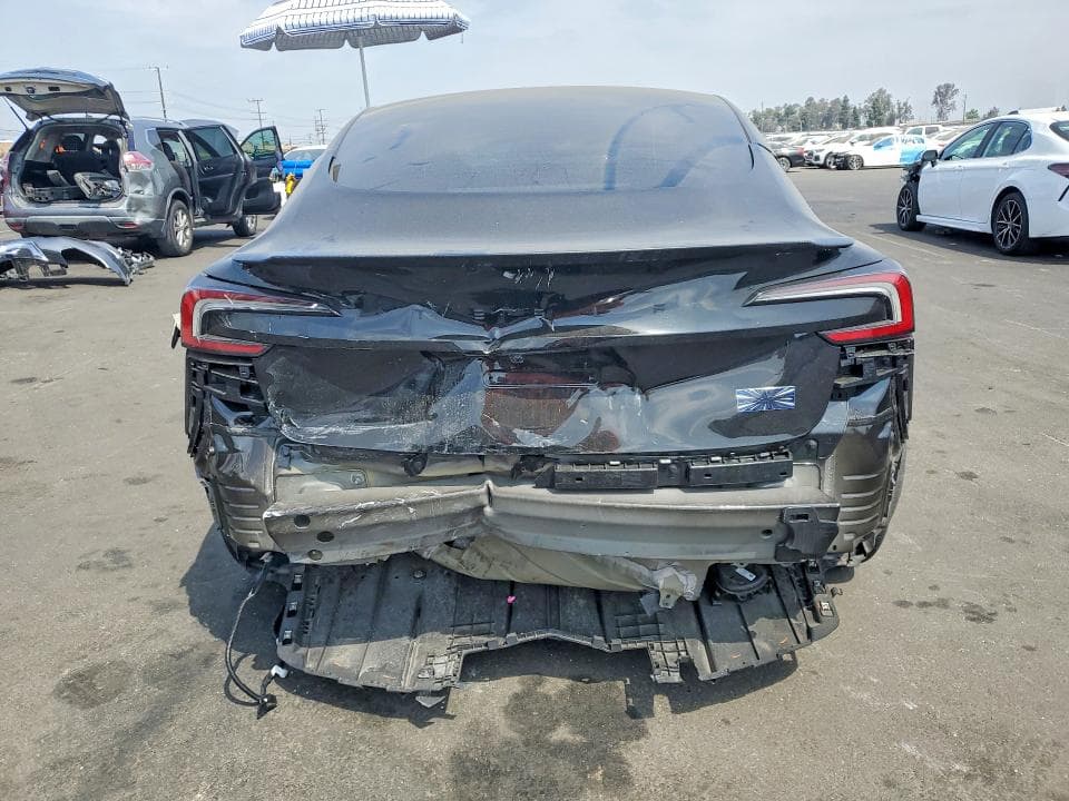 2026 TESLA MODEL 3 6