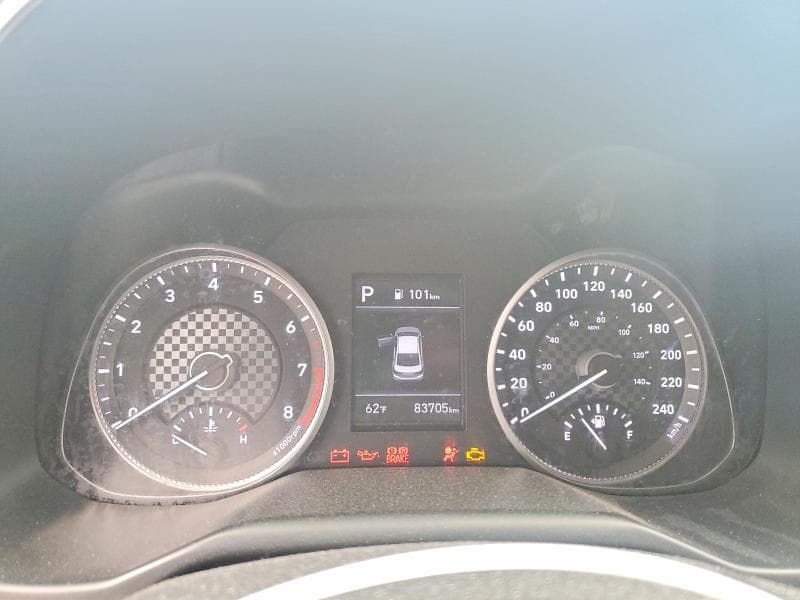 2020 HYUNDAI ELANTRA SEL 9