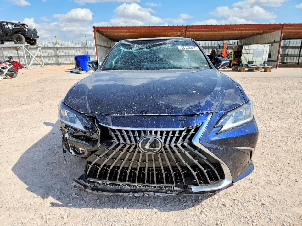 2025 LEXUS ES 300H BASE 5