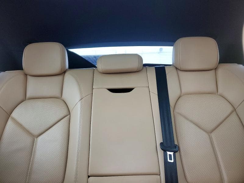 2018 PORSCHE MACAN 10