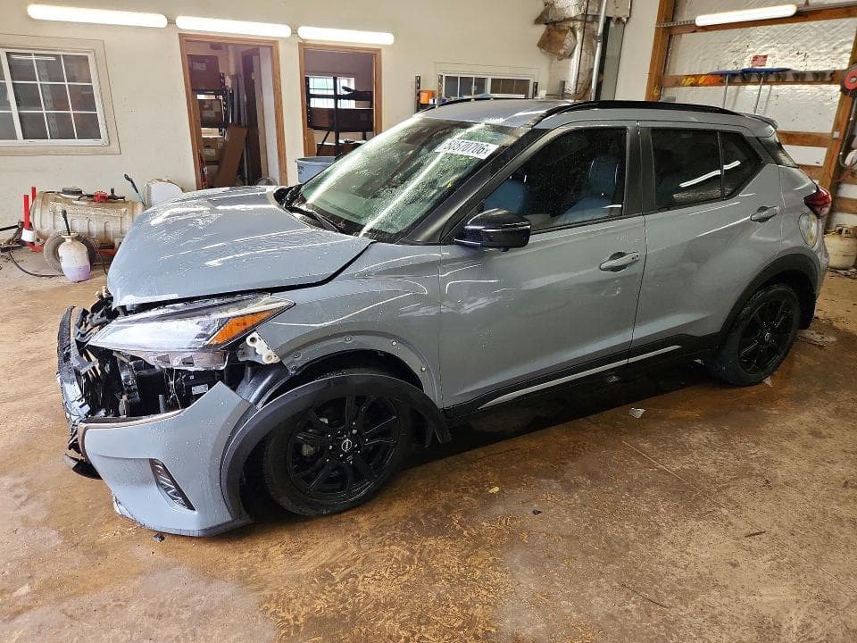 2024 NISSAN KICKS SR - 1