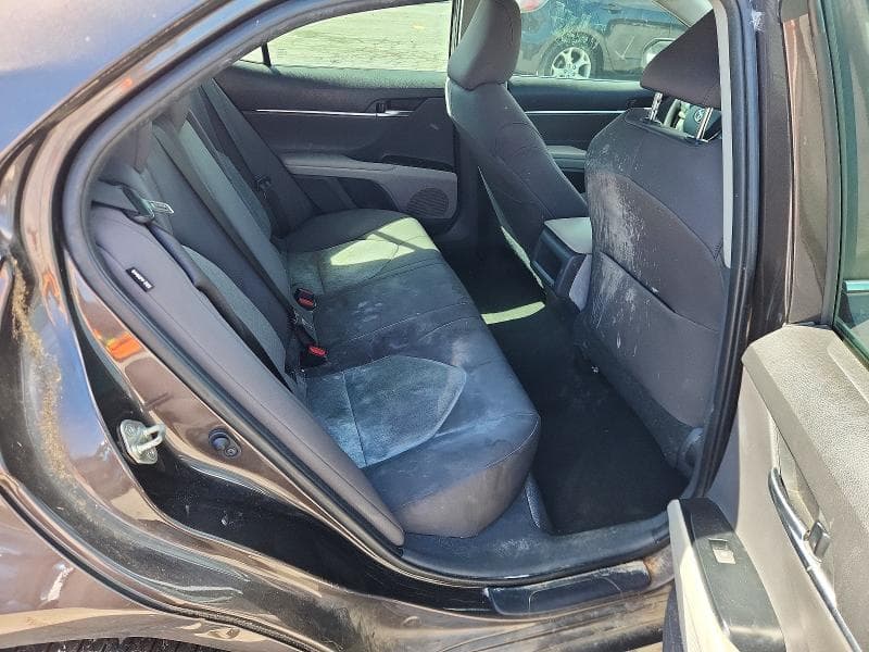 2019 TOYOTA CAMRY LE 10