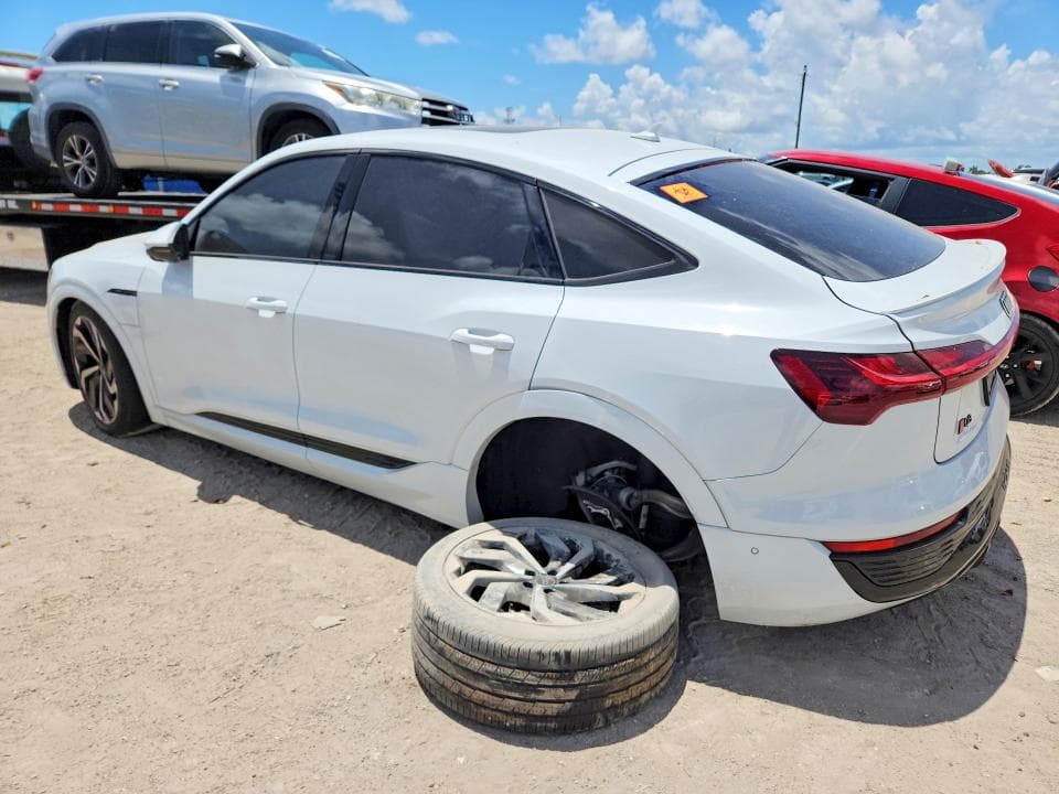 2024 AUDI Q8 E-TRON SPORTBACK PREMIUM PLUS 2