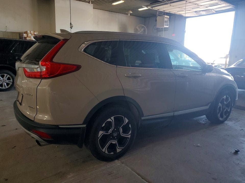 2018 HONDA CR-V TOURING 3