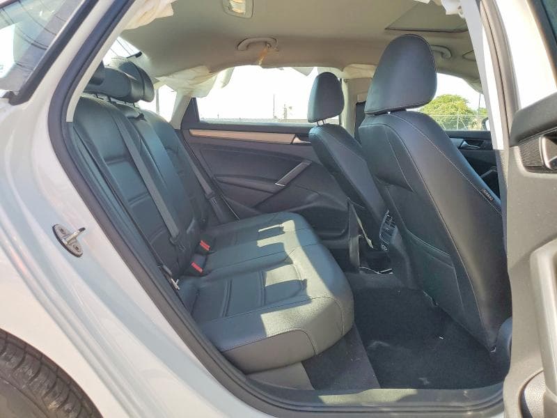 2021 VOLKSWAGEN PASSAT SE 10