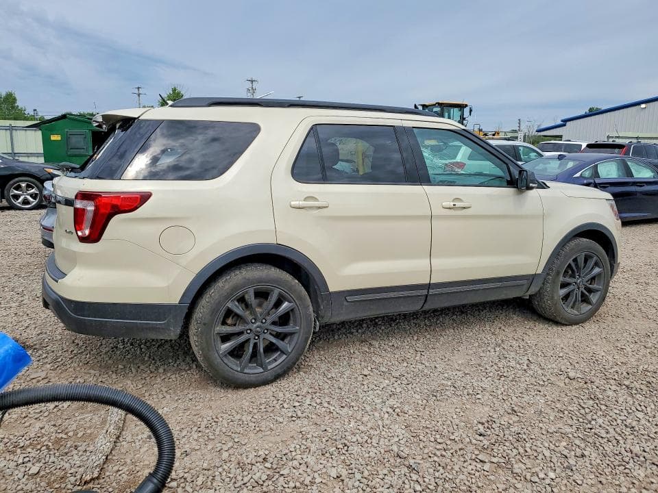 2018 FORD EXPLORER XLT 3