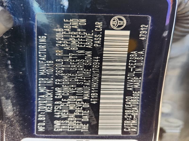 2019 TOYOTA CAMRY SE 12