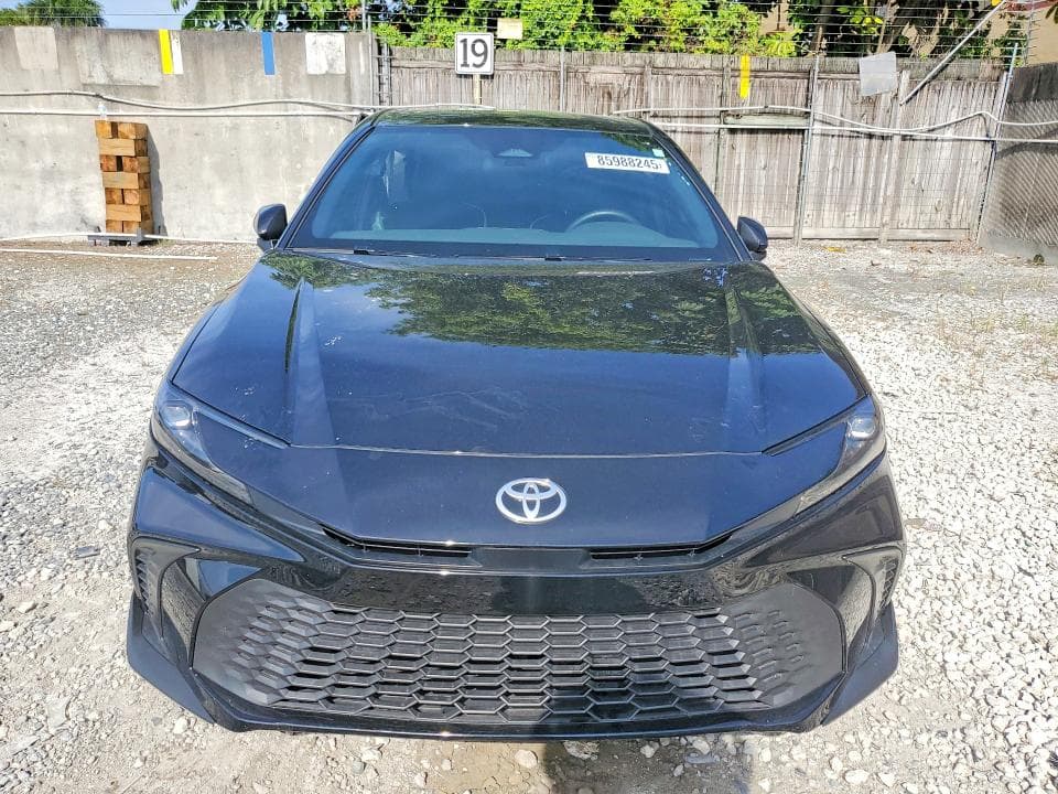2026 TOYOTA CAMRY SE 5