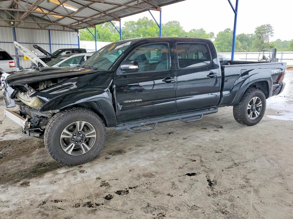 2015 TOYOTA TACOMA