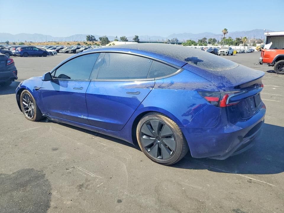 2026 TESLA MODEL 3 2