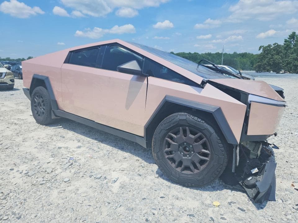 2024 TESLA CYBERTRUCK 4