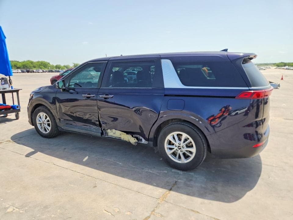 2023 KIA CARNIVAL LX 2