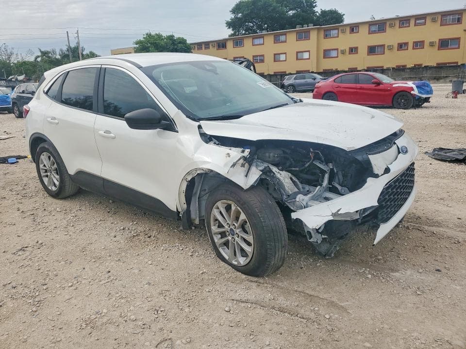 2022 FORD ESCAPE SE 4