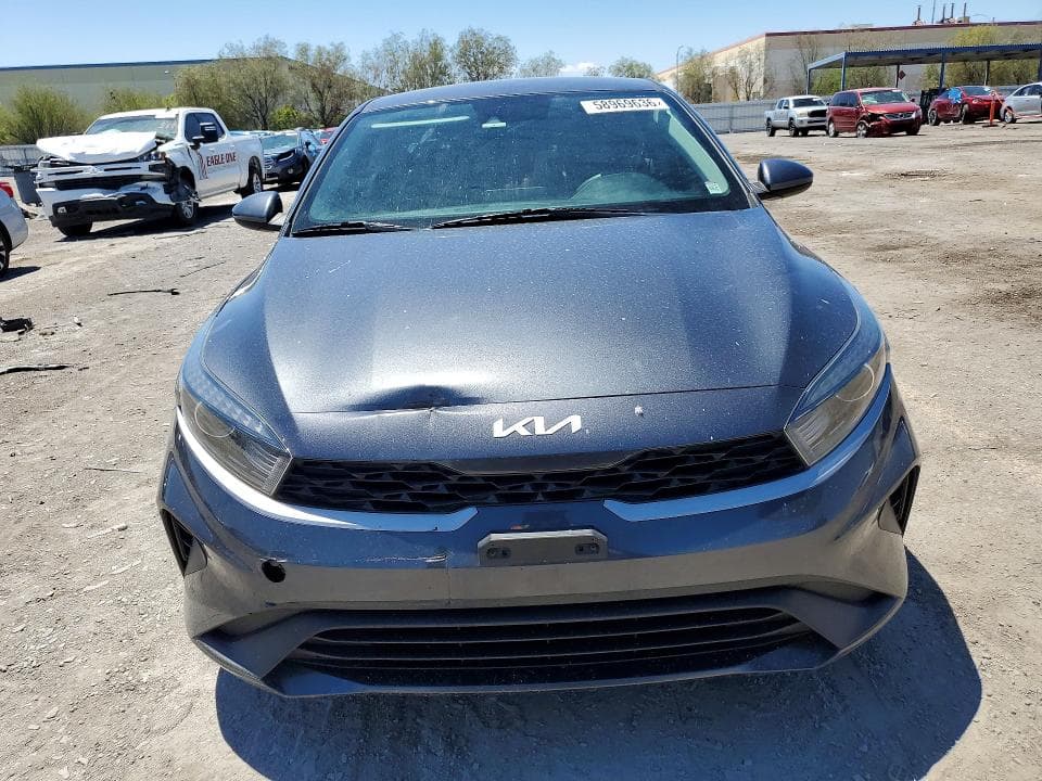 2022 KIA FORTE LXS 5