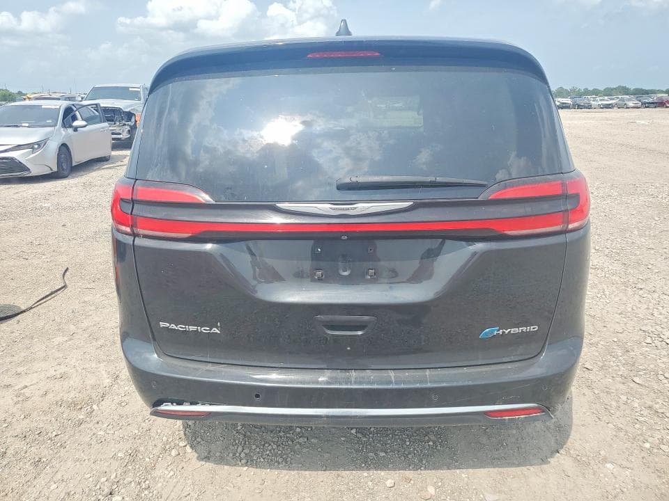 2022 CHRYSLER PACIFICA HYBRID TOURING L 6