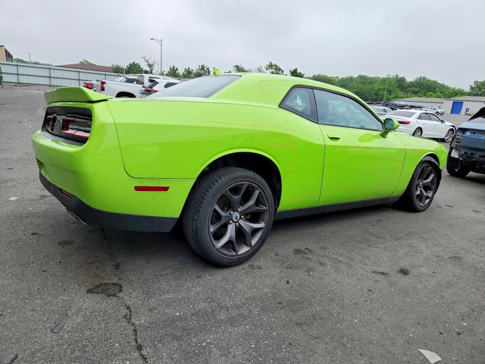 2019 DODGE CHALLENGER SXT 3