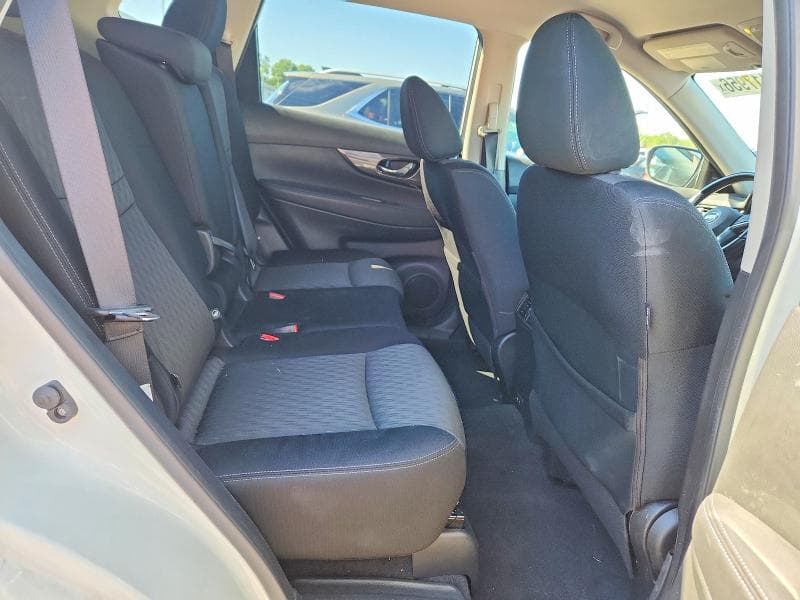 2020 NISSAN ROGUE S 11