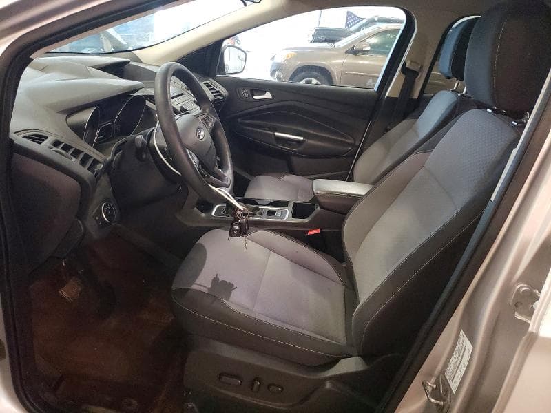 2017 FORD ESCAPE SE 7