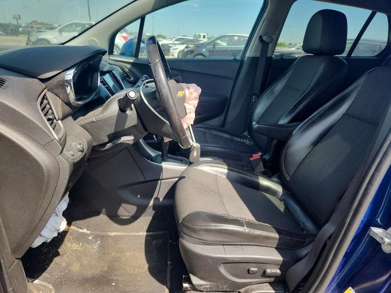 2019 CHEVROLET TRAX 1LT 7