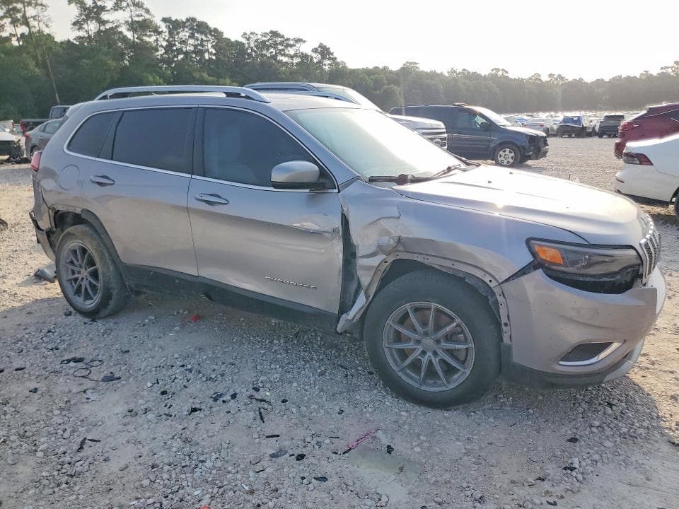 2019 JEEP CHEROKEE LIMITED 4