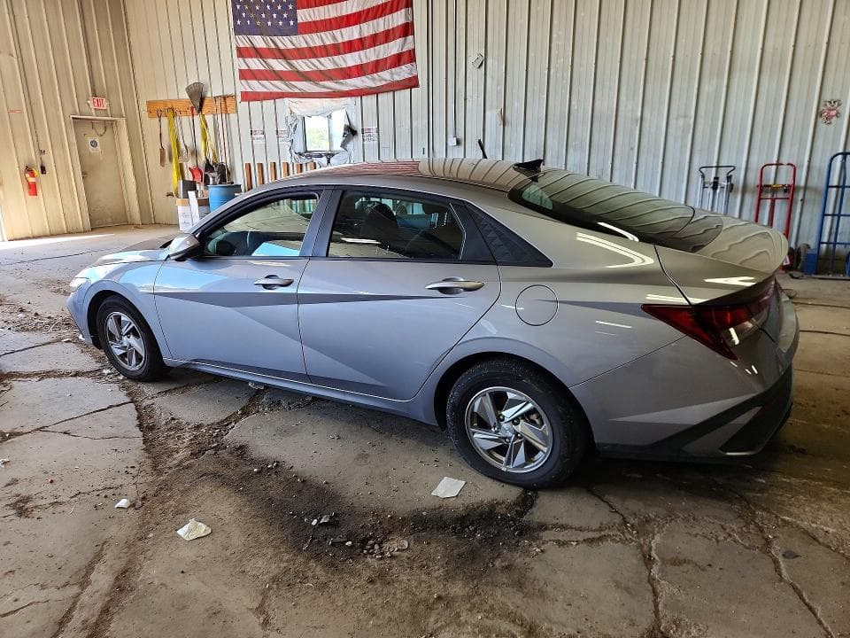 2025 HYUNDAI ELANTRA SE 2