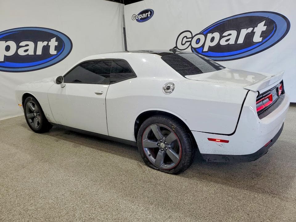 2018 DODGE CHALLENGER SXT 2