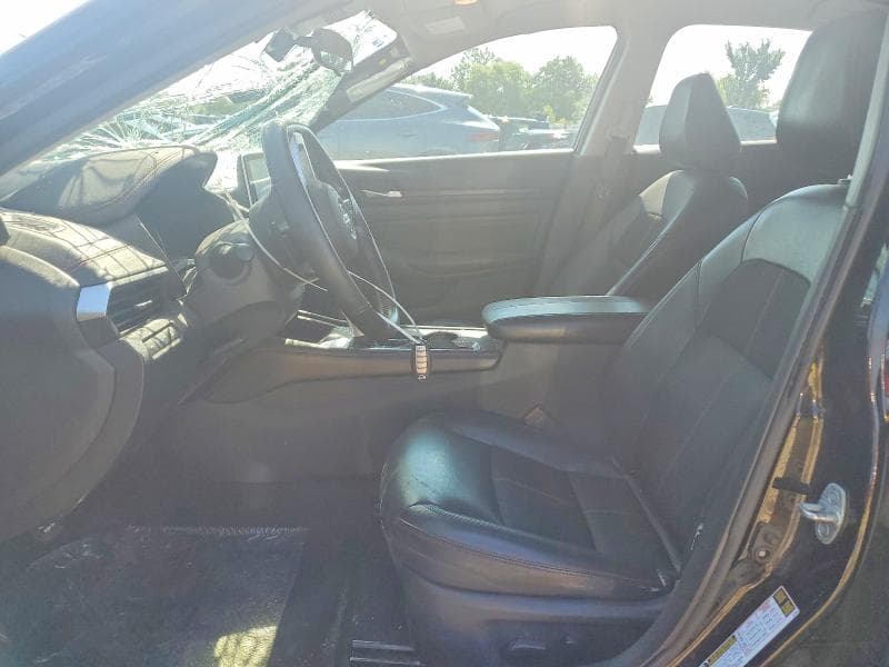 2021 NISSAN ALTIMA SR 7