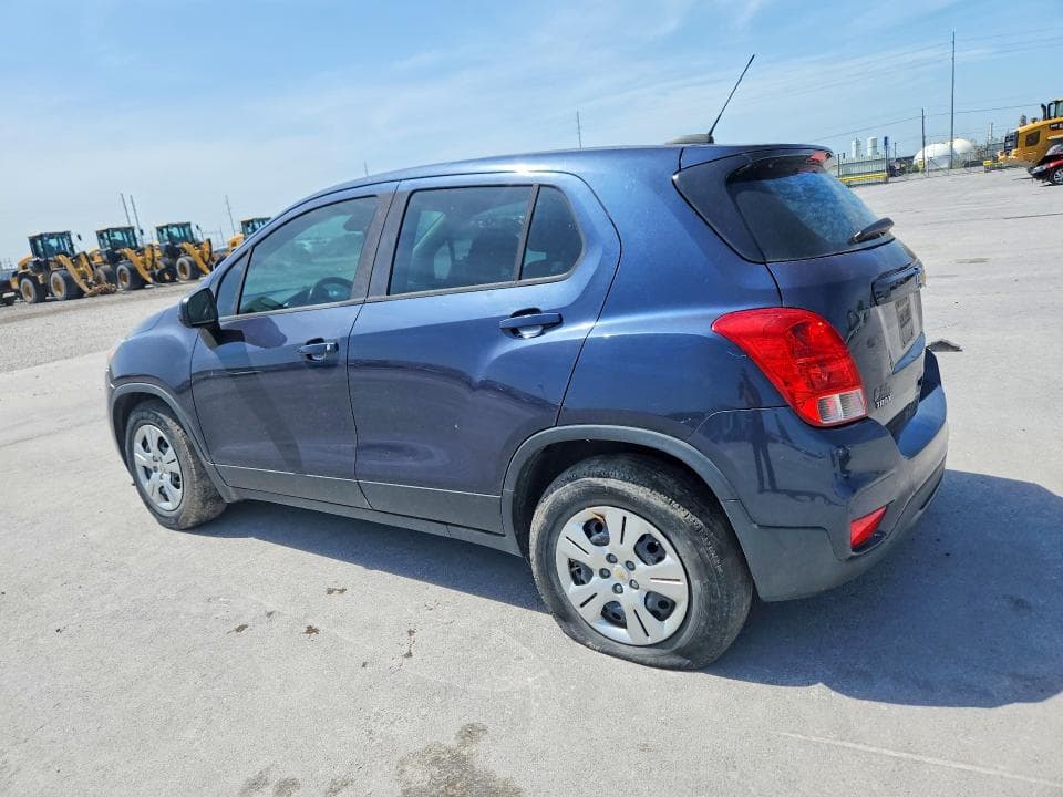2018 CHEVROLET TRAX LS 2