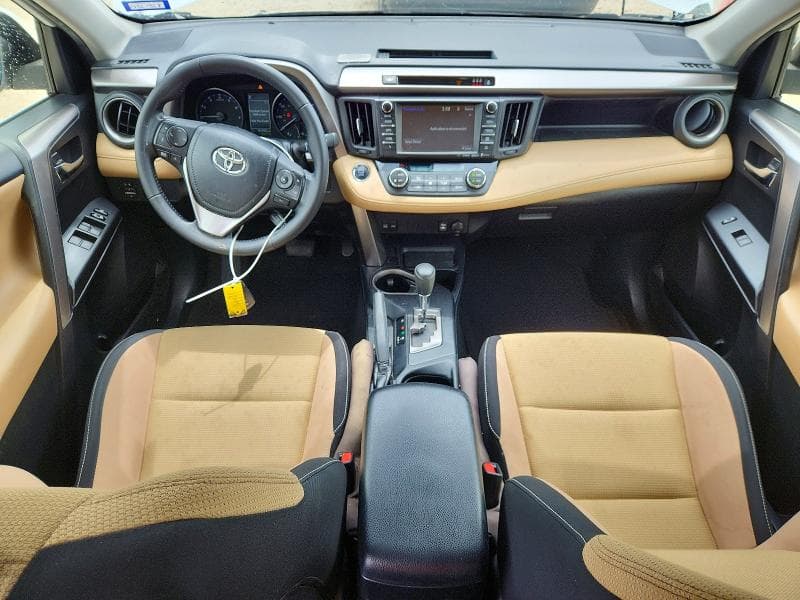 2017 TOYOTA RAV4 XLE 8