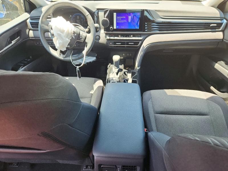 2025 TOYOTA CAMRY LE 8