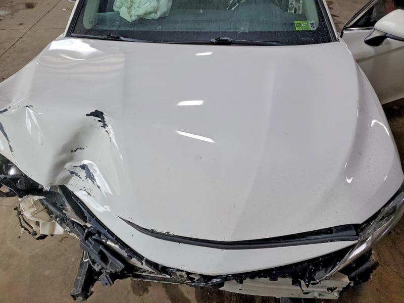 2022 TOYOTA CAMRY LE 11