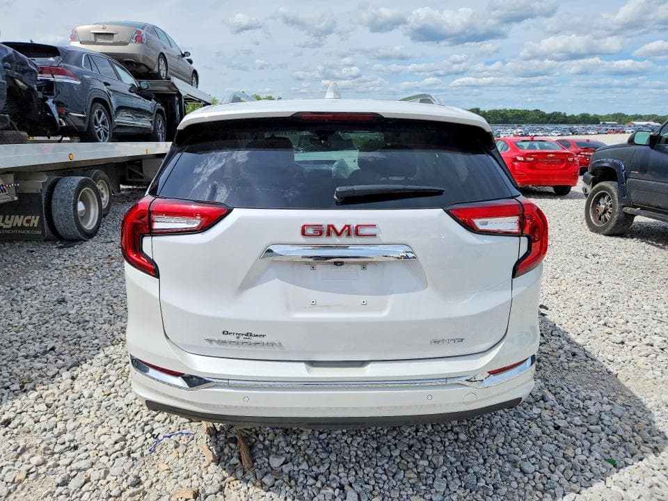 2024 GMC TERRAIN DENALI 6