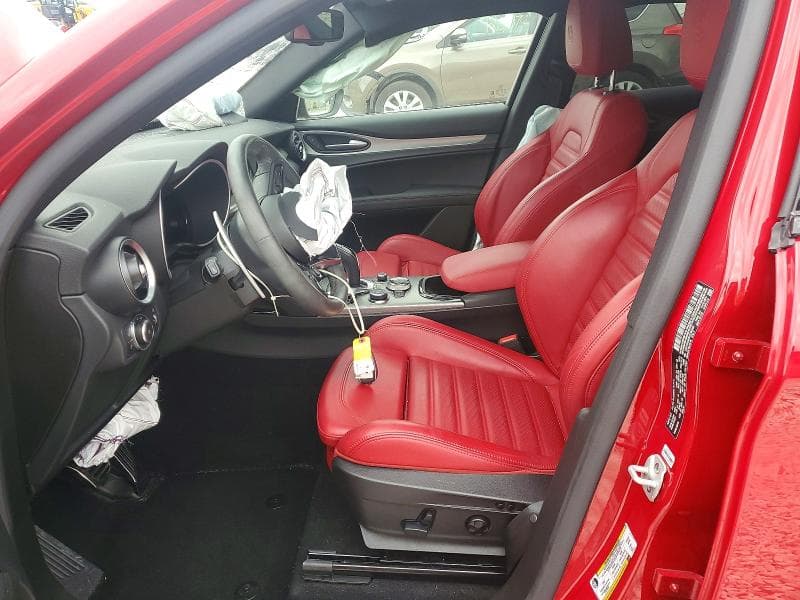2025 ALFA ROMEO STELVIO BASE/SPRINT/INTENSA 7