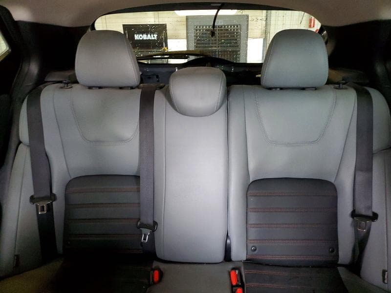 2021 NISSAN KICKS SR 10