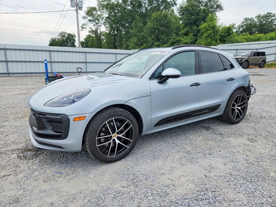 2023 PORSCHE MACAN BASE - 1